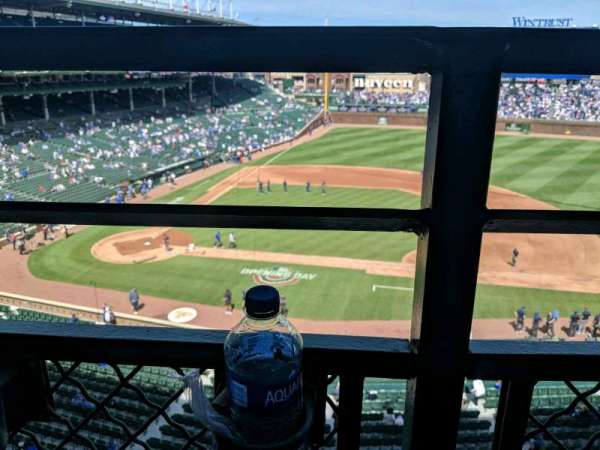 Wrigley Field, section: 324R, row: 1, seat: 7