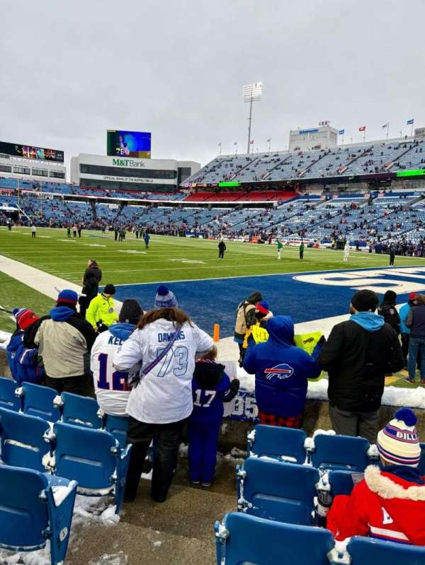 Highmark Stadium, section: 105, row: 6, seat: 8