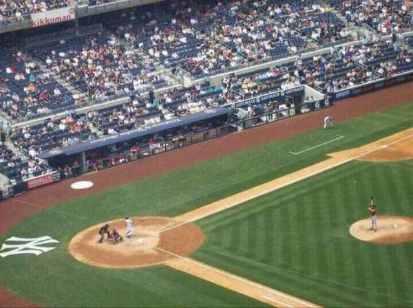 Yankee Stadium, section: 413, row: 8, seat: 5