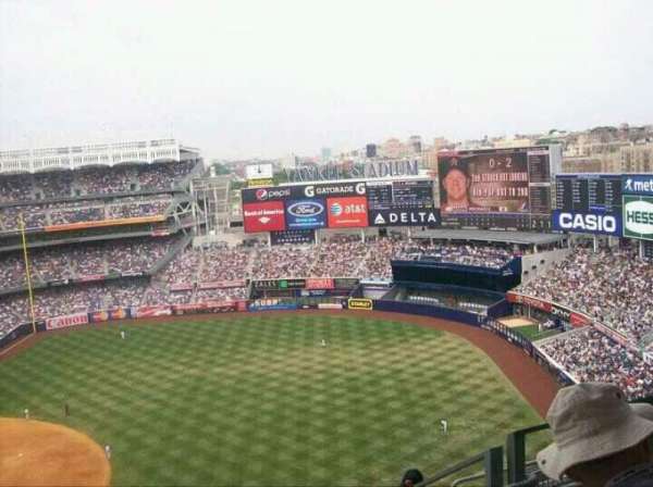 Yankee Stadium, section: 413, row: 8, seat: 5