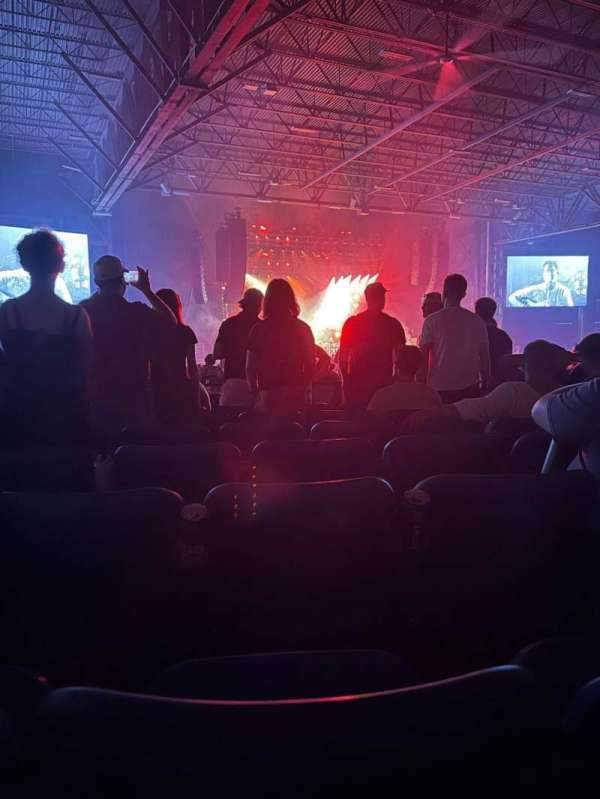 Hollywood Casino Amphitheatre, section: 203, row: GG, seat: 14