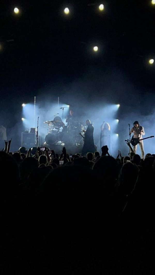 Hollywood Casino Amphitheatre, section: 102, row: S, seat: 24