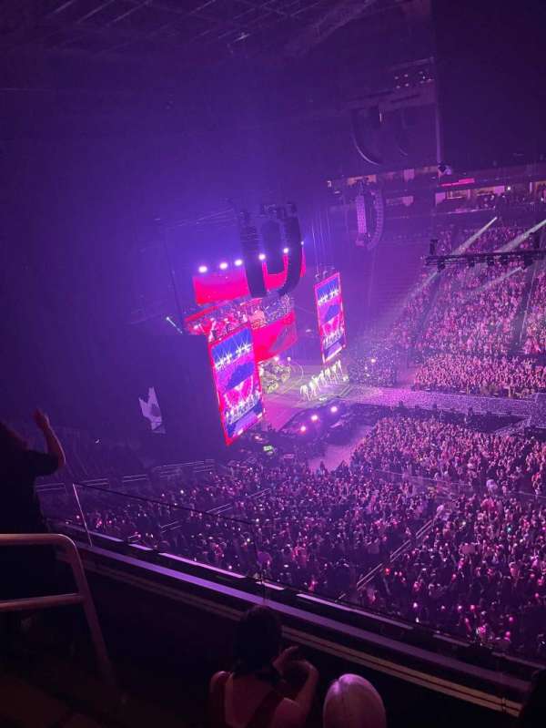 Toyota Center, section: 426, row: 3, seat: 14