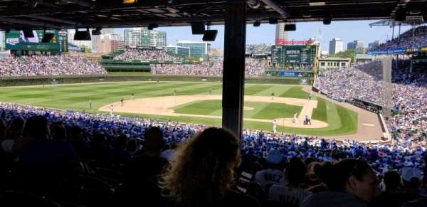 Wrigley Field, section: 214, row: 17, seat: 12