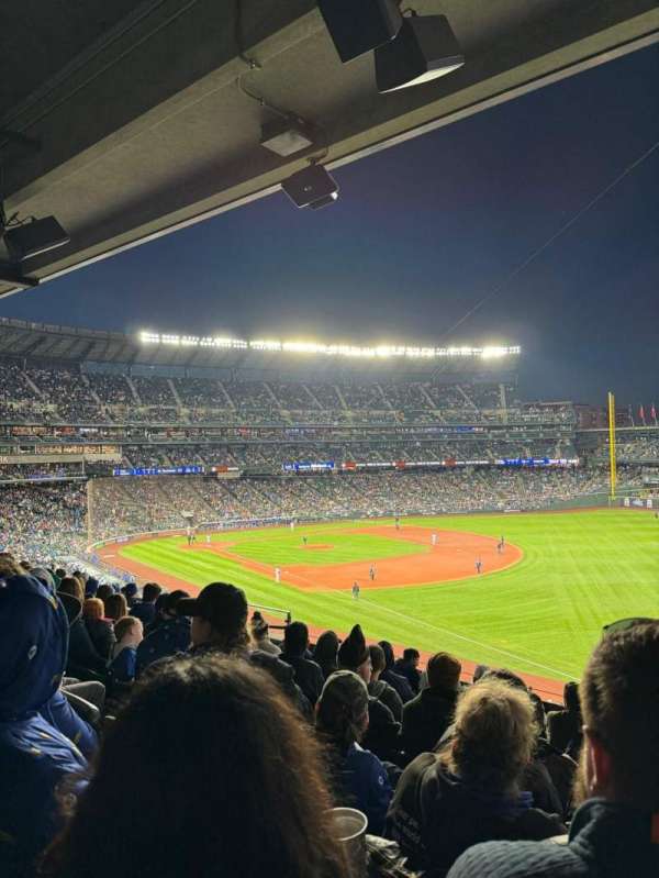 T-Mobile Park, section: 214, row: 9, seat: 4