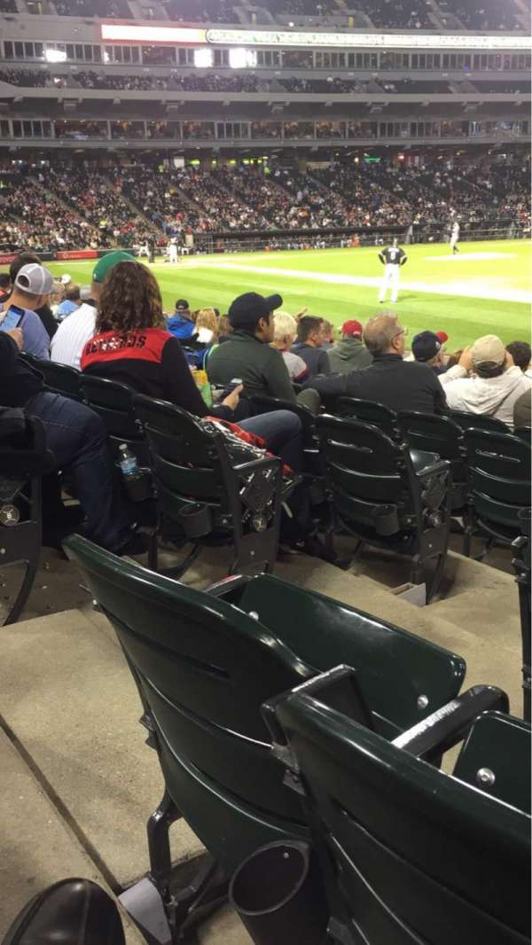 Rate Field, section: 118, row: 9, seat: 6