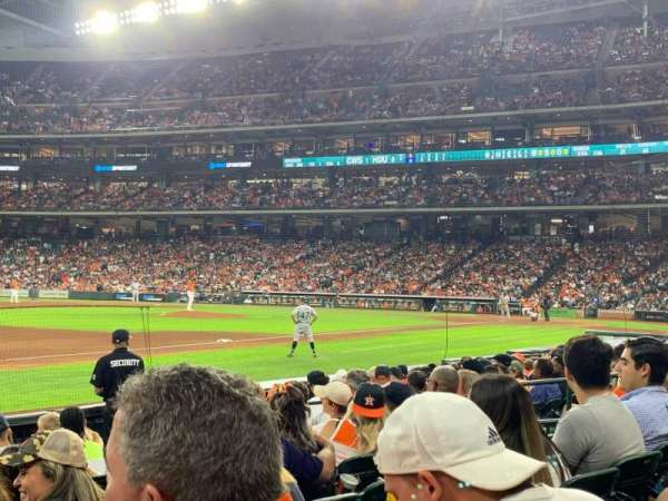 Daikin Park, section: 110, row: 10, seat: 8