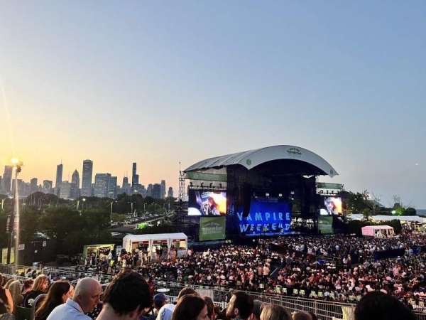 Huntington Bank Pavilion at Northerly Island, section: 311, row: V, seat: 6