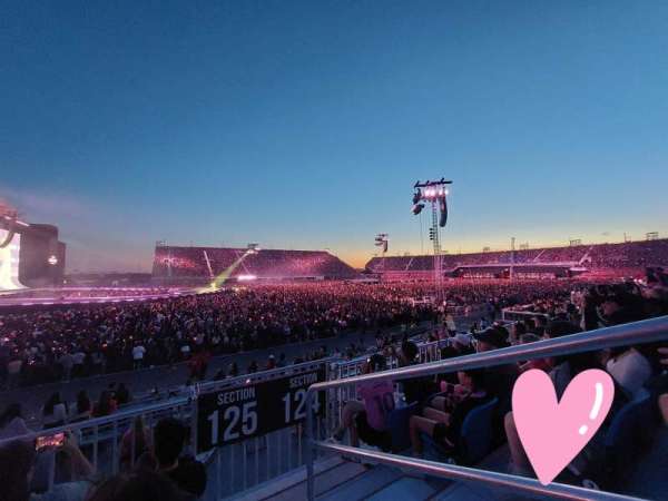 Rogers Stadium, section: E125, row: 4, seat: 1