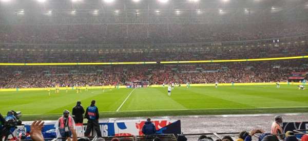Wembley Stadium, section: 122, row: 8, seat: 316