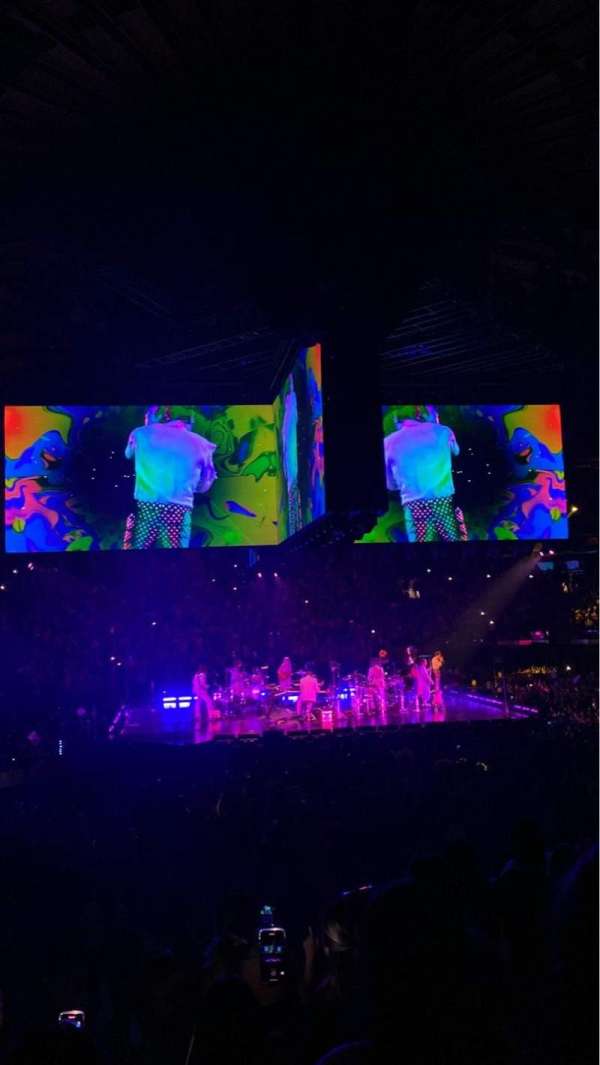 Madison Square Garden, section: 115, row: 8, seat: 3
