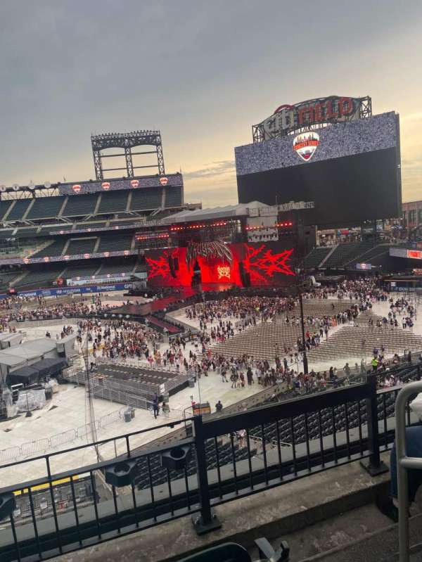 Citi Field, section: 310, row: 3, seat: 24