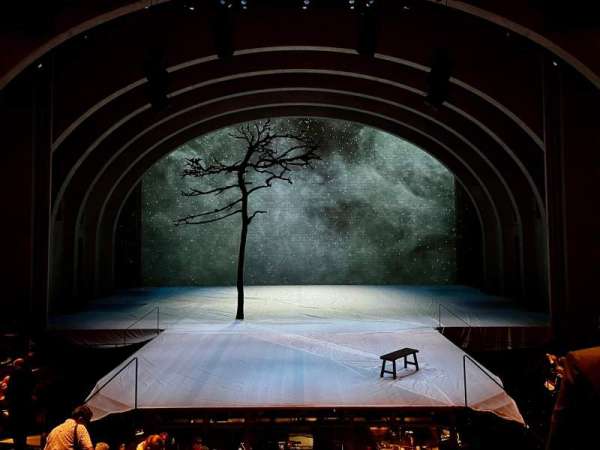 Vivian Beaumont Theater, section: Orchestra C, row: M, seat: 307