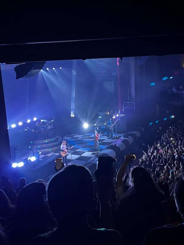 MGM Music Hall at Fenway, section: 209, row: J, seat: 6