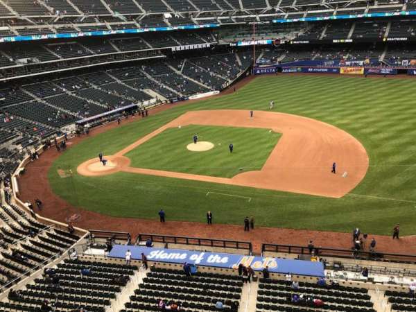Citi Field, section: 407, row: 1, seat: 20