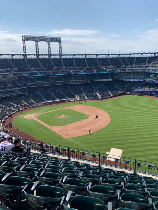 Citi Field, section: 502, row: 8, seat: 22