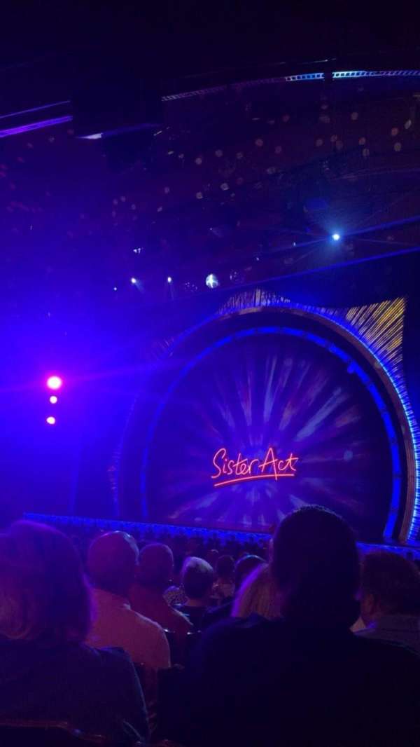 Dominion Theatre, section: Stalls, row: Q, seat: 7