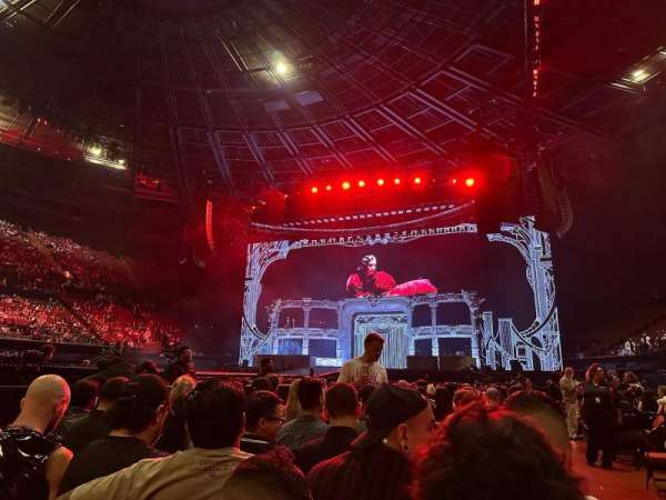 Kia Forum, section: J, row: 10, seat: 14