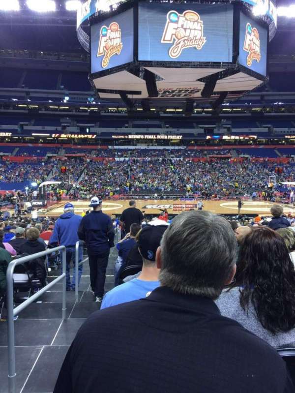 Lucas Oil Stadium, section: 113, row: EE, seat: 20