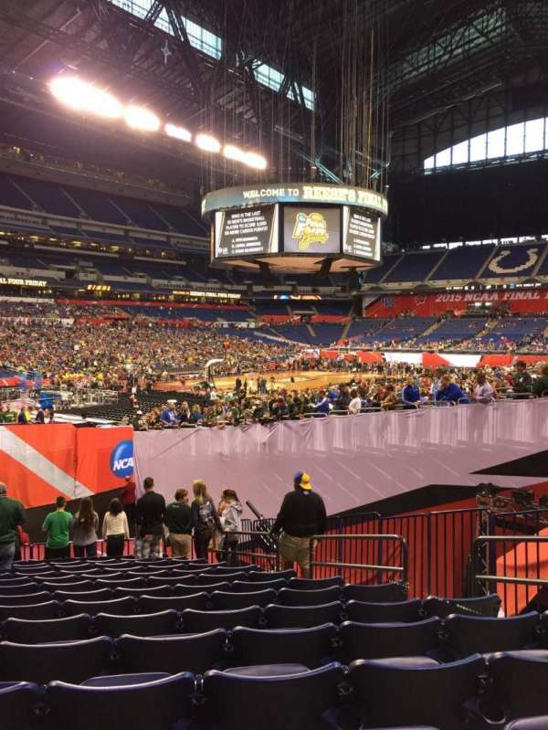 Lucas Oil Stadium, section: 121, row: 20, seat: 7