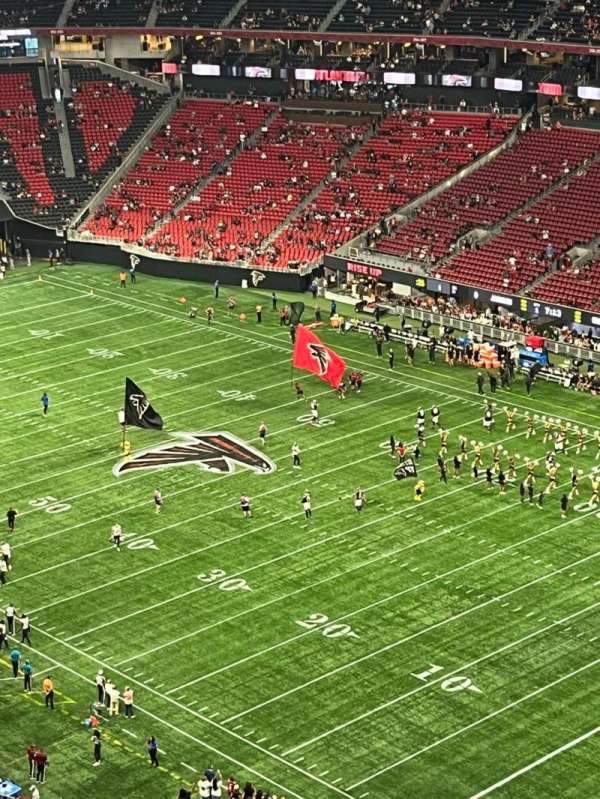 Mercedes-Benz Stadium, section: 332, row: 16, seat: 6