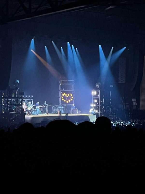 Lakewood Amphitheatre, section: 206, row: CCC, seat: 38