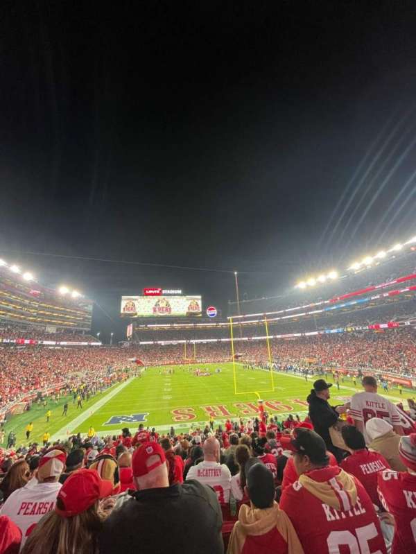 Levi's Stadium, section: 128, row: 25, seat: 10