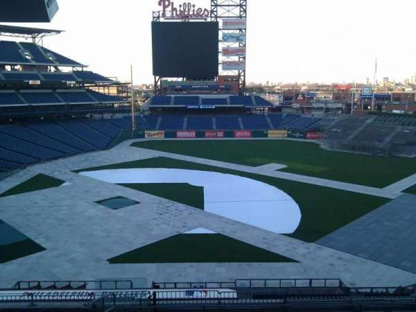Citizens Bank Park, section: 215, row: 10, seat: 7