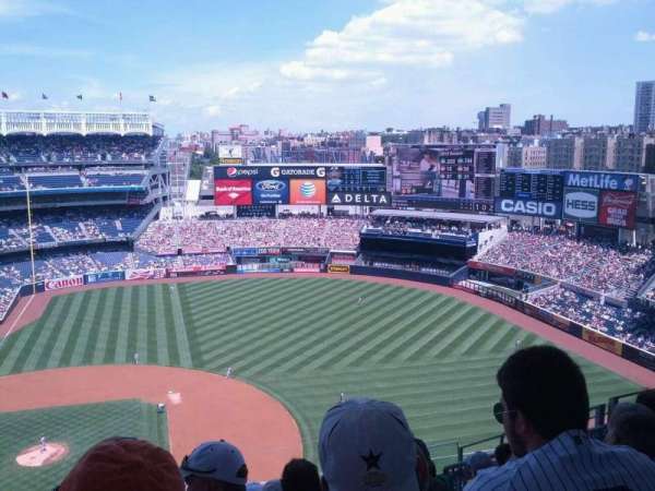 Yankee Stadium, section: 416, row: 10, seat: 10