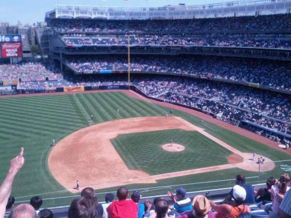 Yankee Stadium, section: 326, row: 7, seat: 9