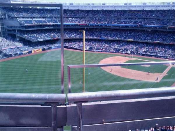Yankee Stadium, section: 432a, row: 1, seat: 18