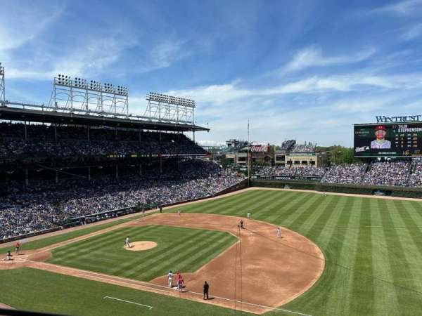 Wrigley Field, section: 327R, row: 1, seat: 7-8
