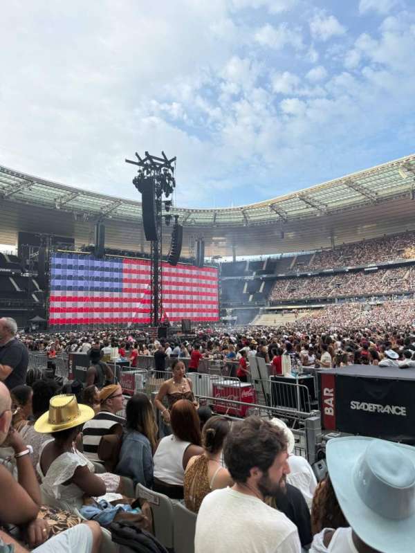 Stade de France, section: U5 ou U6, row: 15, seat: 09