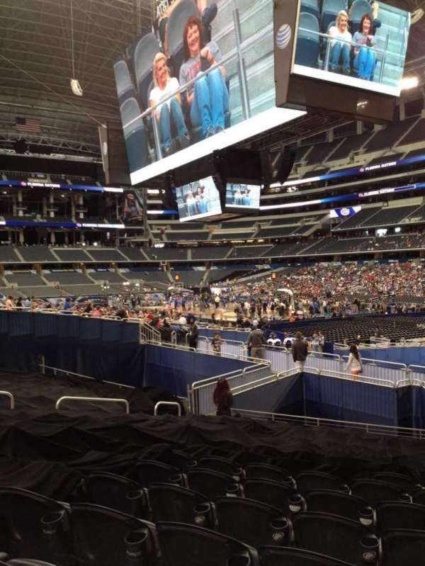 AT&T Stadium, section: 102, row: 14, seat: 8