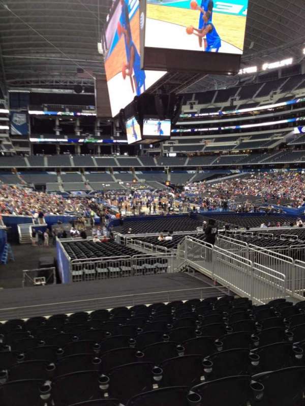 AT&T Stadium, section: 150, row: 19, seat: 8