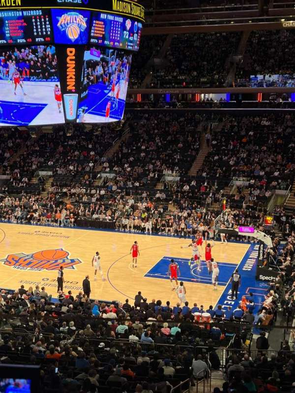 Madison Square Garden, section: 213, row: 2, seat: 5