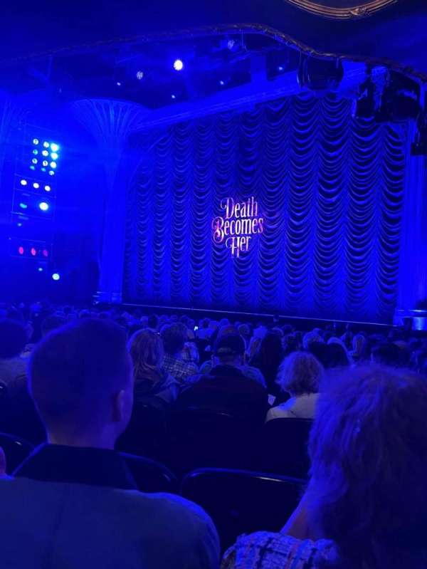 Lunt-Fontanne Theatre, section: Orchestra R, row: P, seat: 16