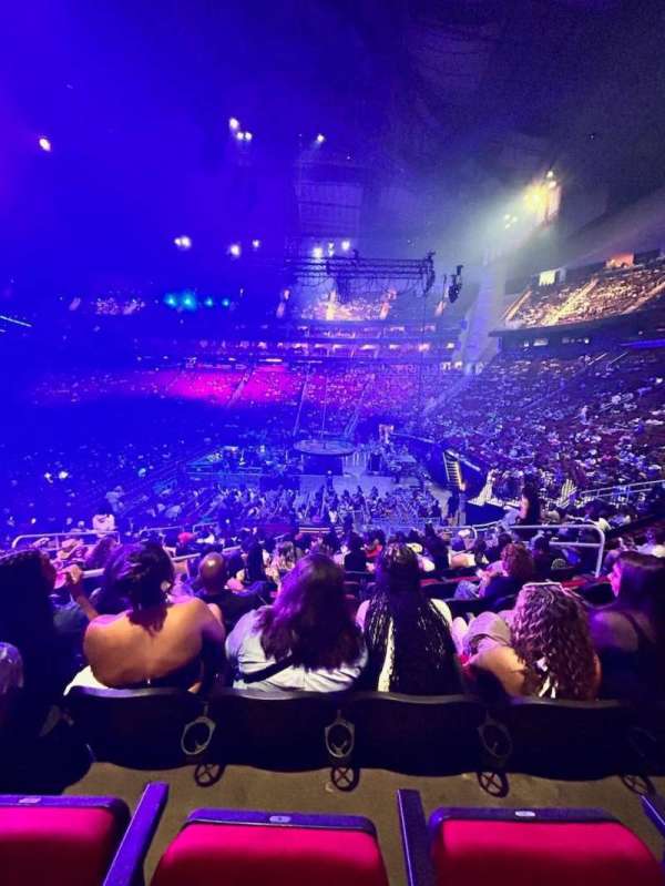 Toyota Center, section: 117, row: 19, seat: 8