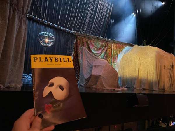 Majestic Theatre, section: Orchestra R, row: B, seat: 4