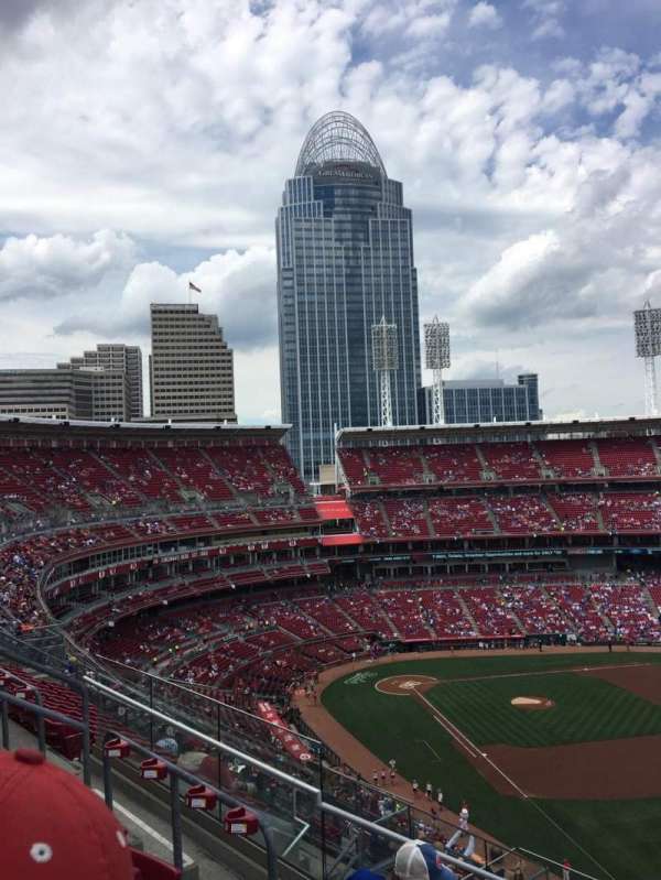 Great American Ball Park, section: 537, row: H, seat: 1