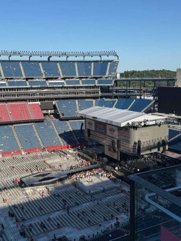 Gillette Stadium, section: 333, row: 9, seat: 3