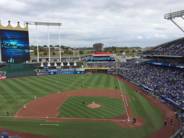 Kauffman Stadium, section: 413, row: G, seat: 15