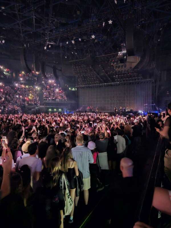 Accor Arena, section: Gradin E, row: 28, seat: 24