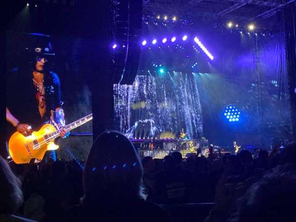 Rogers Centre, section: Floor B2, row: 3, seat: 4