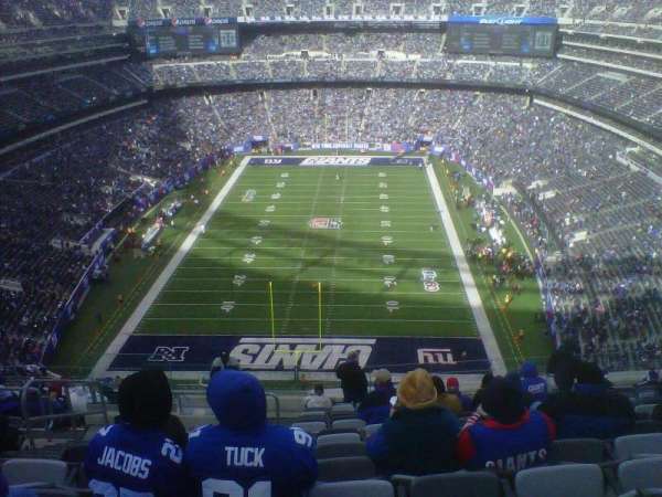 MetLife Stadium, section: 350, row: 18, seat: 28