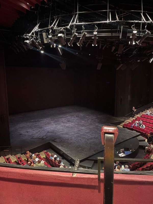 Vivian Beaumont Theater, section: Loge L, row: B, seat: 101