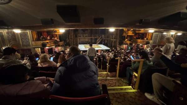 Richard Rodgers Theatre, section: Orchestra L, row: U, seat: 1
