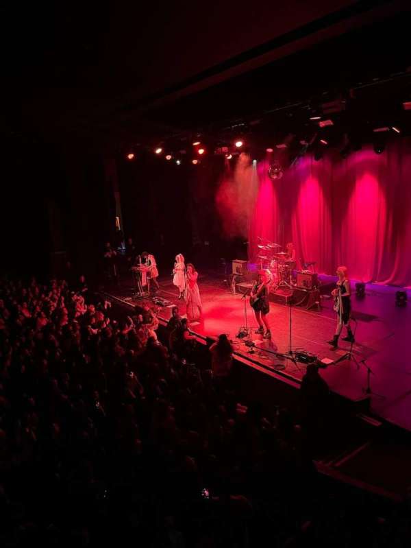 Queen Elizabeth Theatre, Toronto, section: right balcony, seat: GA