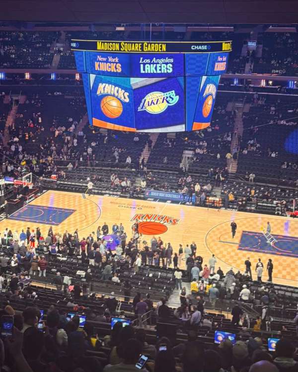 Madison Square Garden, section: 225, row: 14, seat: 13