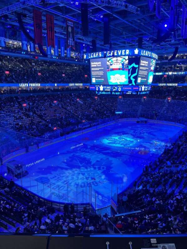 Scotiabank Arena, section: 313, row: 1, seat: 4